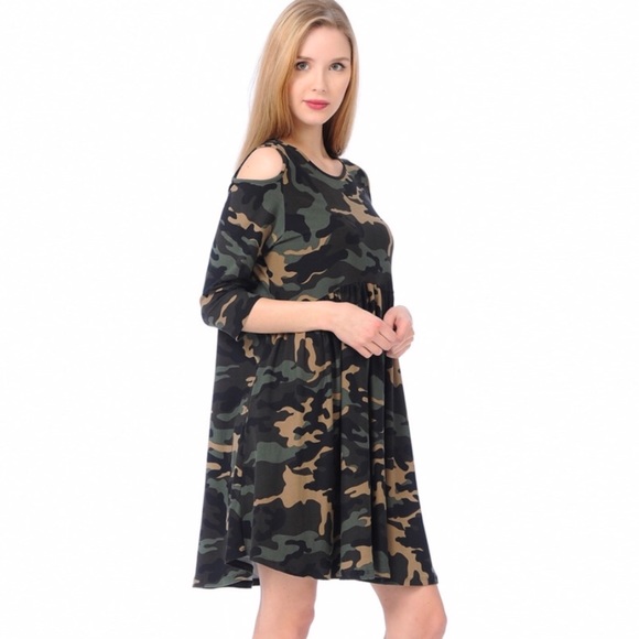 VOLL Style USA | Camo Cold Shoulder Baby Doll Tunic - Picture 4 of 10